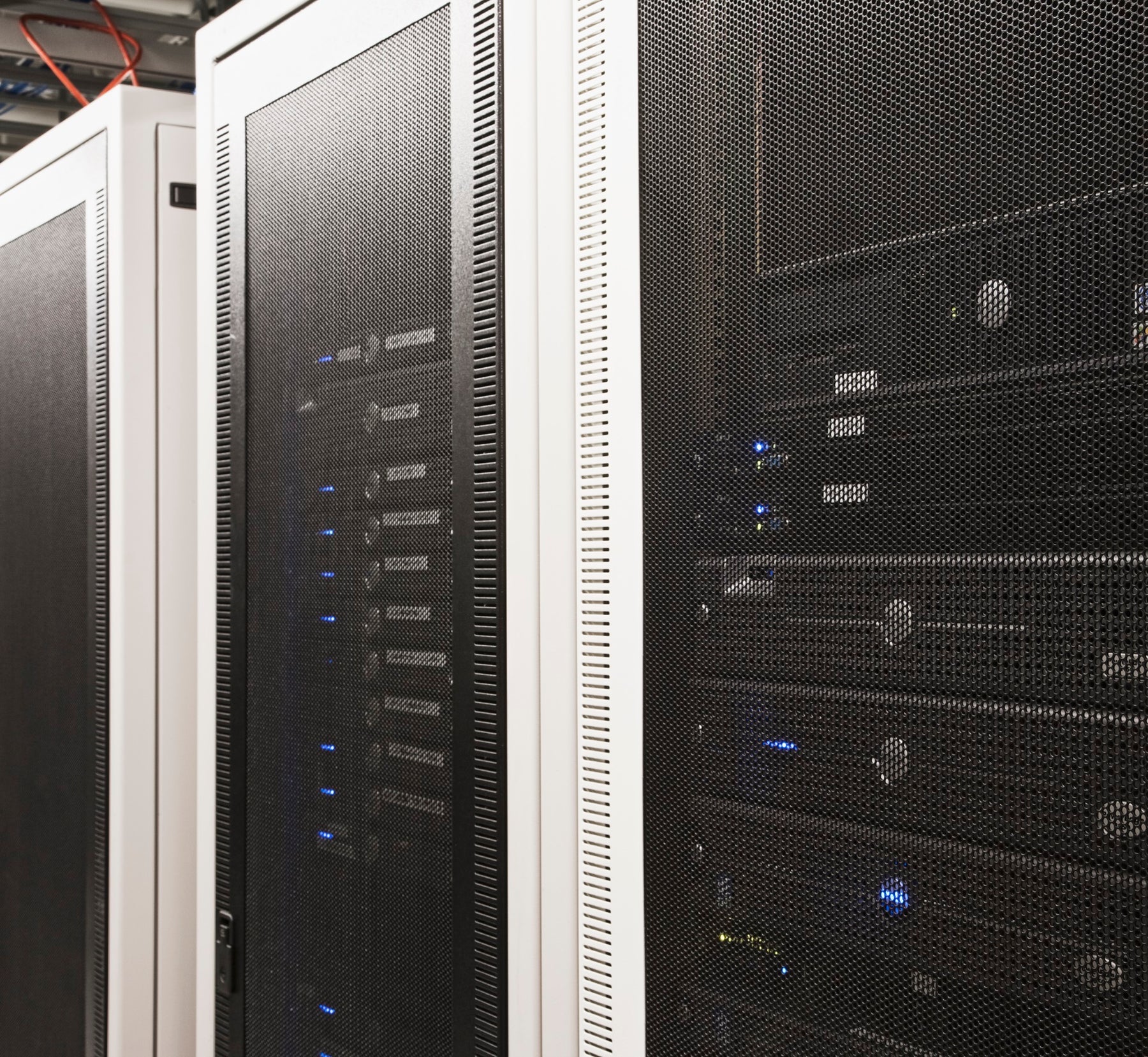 How to Choose the Right Servers for Your Business Needs