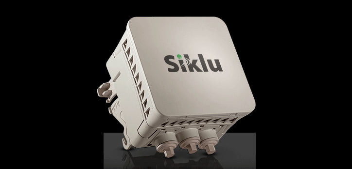 Siklu EtherHaul-710TX PoE ODU with antenna port